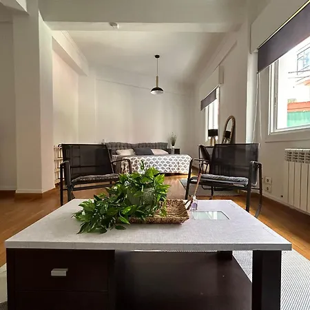 Plaza America - Feel The Vibe Apartment Vigo